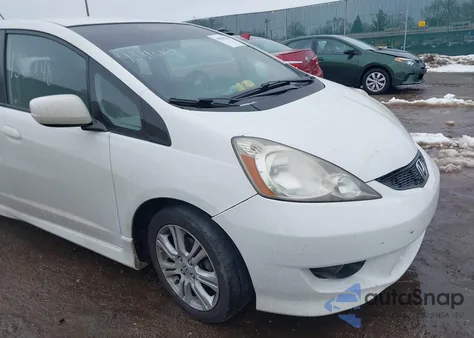 2010 Honda Fit Sport из США, поврежденный, VIN JHMGE8H44AS014669
